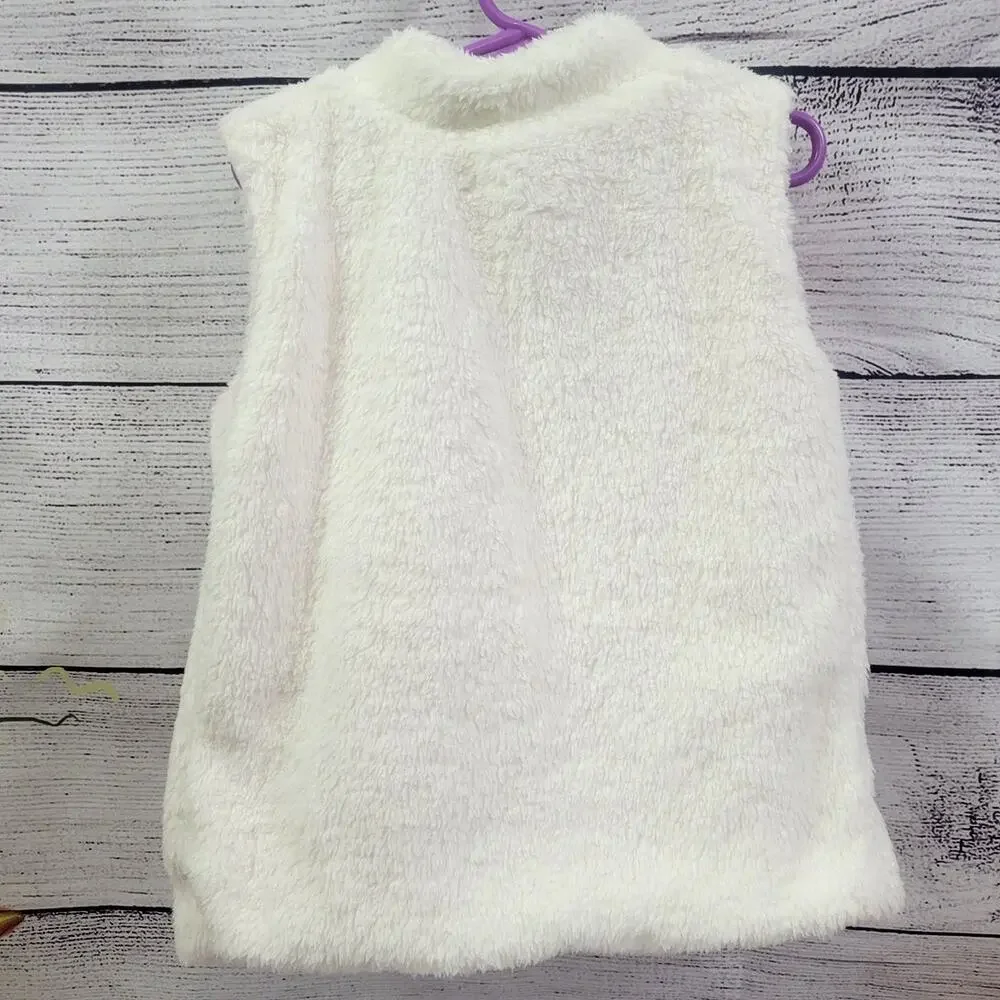 Catherine Malandrino Girls 5-6‎ years White Soft Fur Vest Sequin Hearts